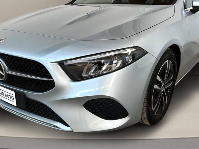 MERCEDES-BENZ A 180 usata, con Fari LED