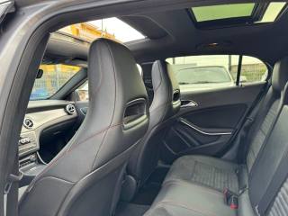 MERCEDES-BENZ GLA 200 usata, con Fendinebbia