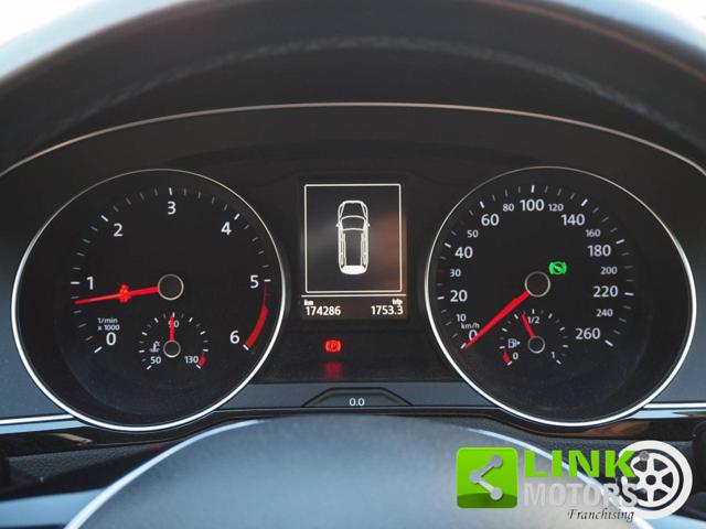 VOLKSWAGEN Passat Variant usata, con ESP