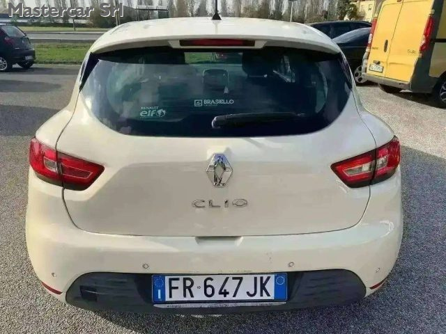 RENAULT Clio usata, con Alzacristalli elettrici