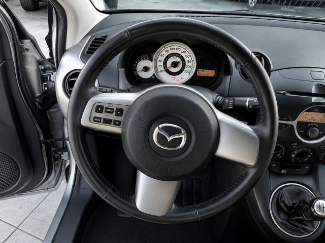 MAZDA 2 usata, con Fendinebbia