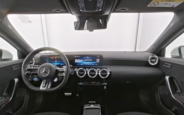 MERCEDES-BENZ A 35 AMG usata, con Cerchi in lega