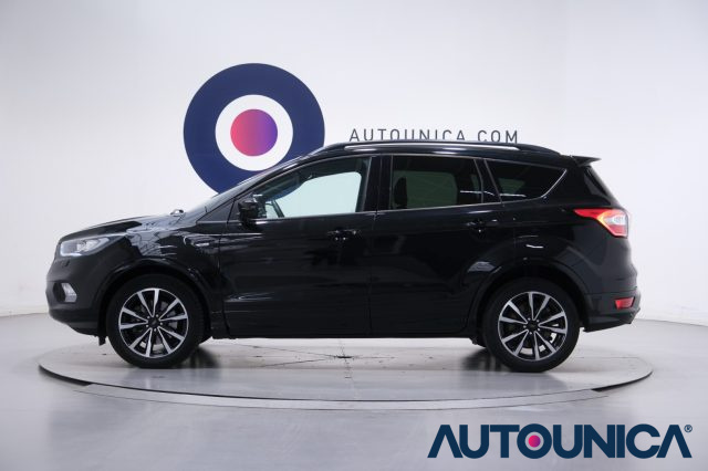 FORD Kuga usata, con USB
