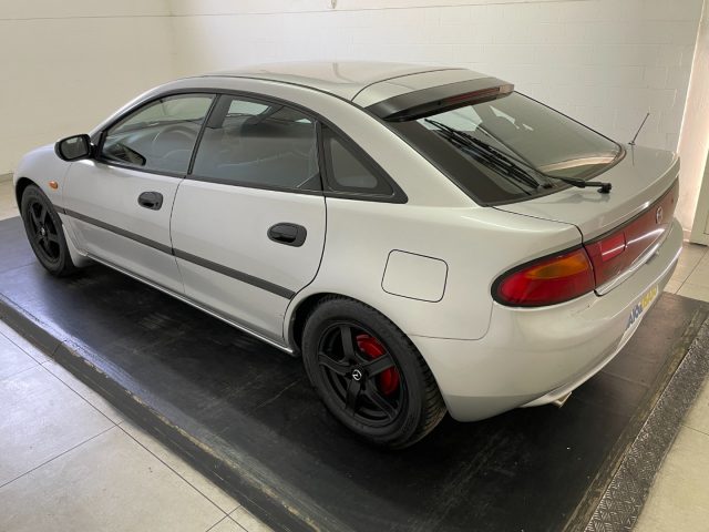 MAZDA 323 usata, con Antifurto