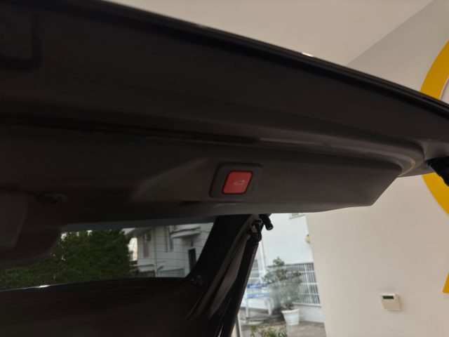 PEUGEOT 3008 usata, con Cruise Control