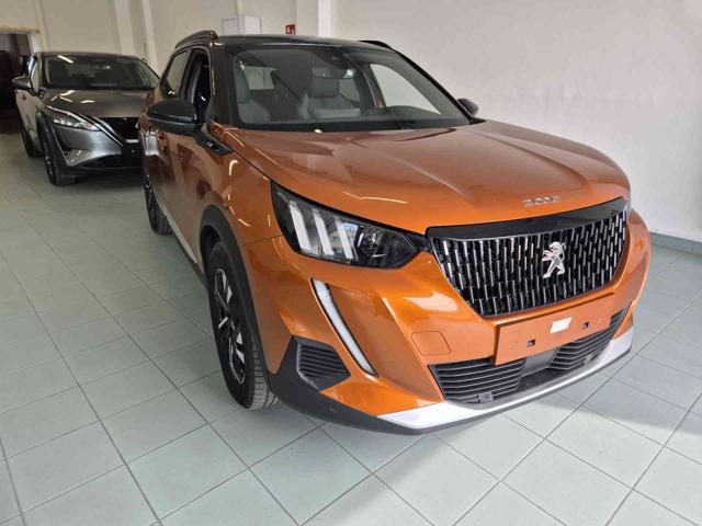 PEUGEOT 2008 usata, con Airbag