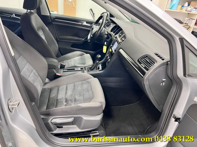 VOLKSWAGEN Golf usata, con Autoradio