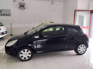 OPEL Corsa usata, con Airbag laterali