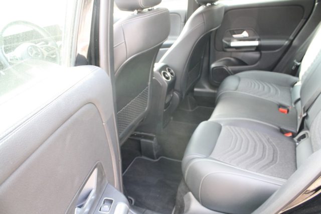 MERCEDES-BENZ GLA 180 usata, con Cruise Control