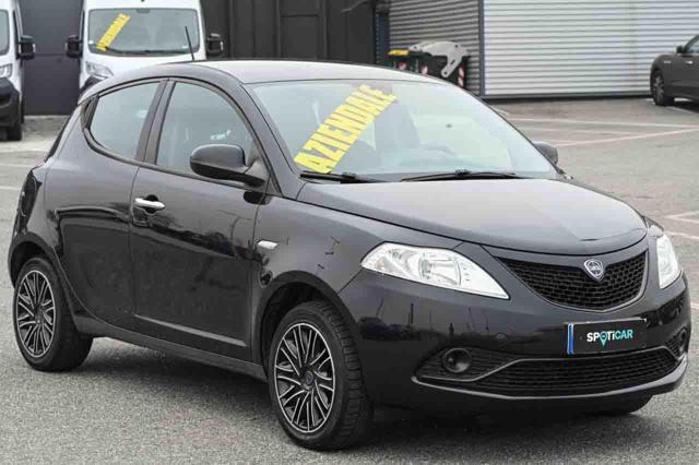 LANCIA Ypsilon usata, con Airbag