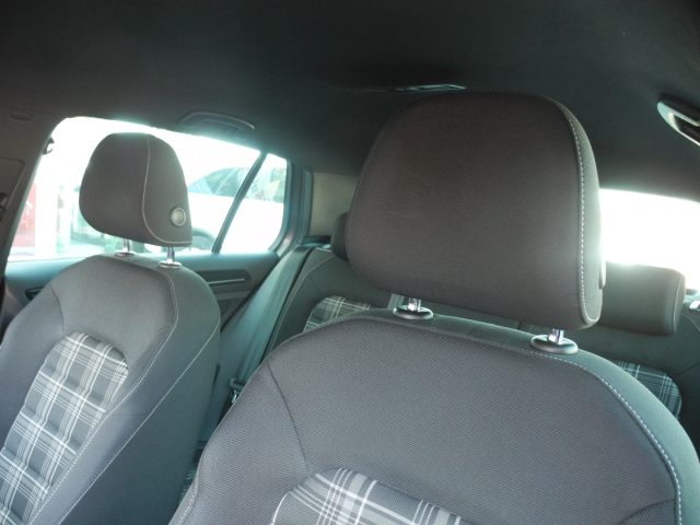 VOLKSWAGEN Golf GTD usata 57