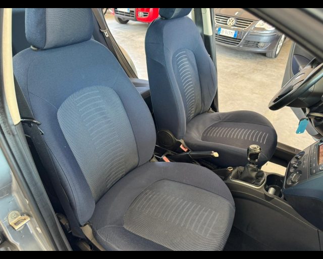 FIAT Grande Punto usata 17