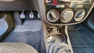 OPEL Corsa usata, con Cruise Control