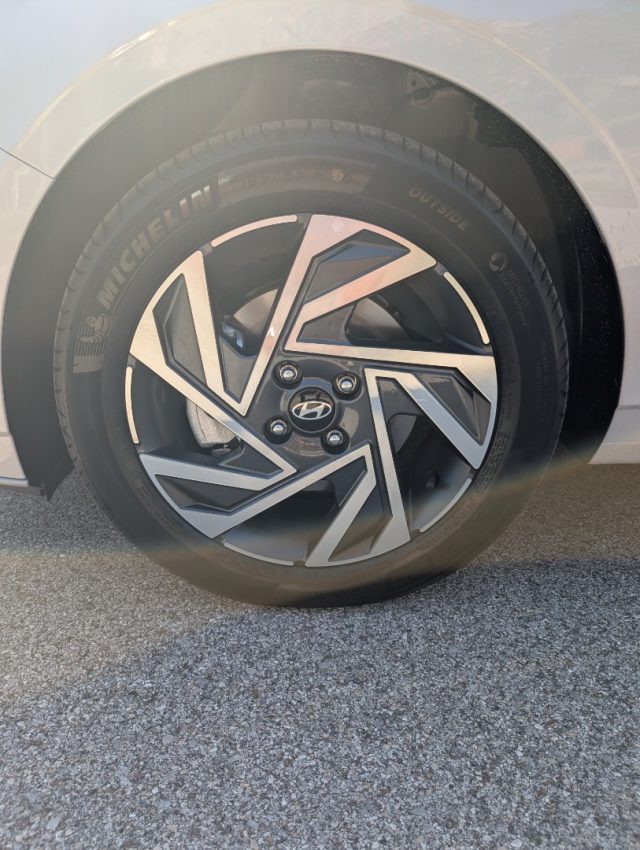 HYUNDAI i20 usata, con Airbag