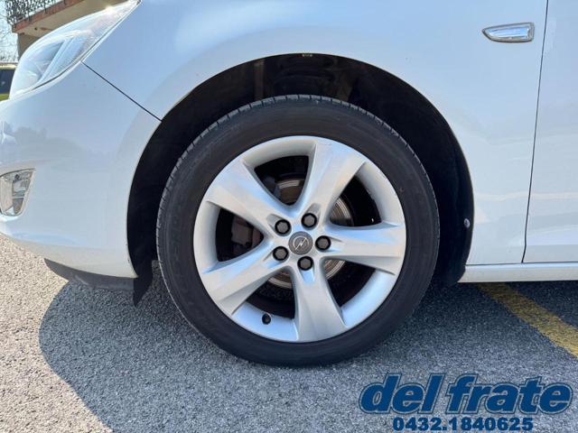 OPEL Astra usata, con Sedile posteriore sdoppiato