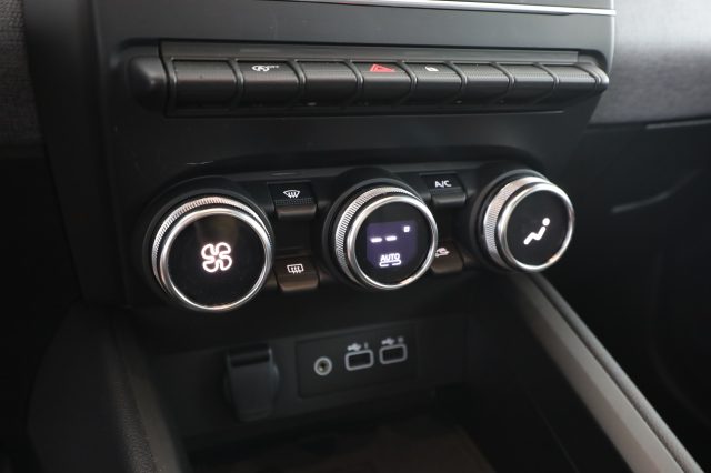 MITSUBISHI Colt usata 11