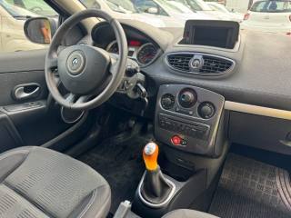 RENAULT Clio usata, con Autoradio