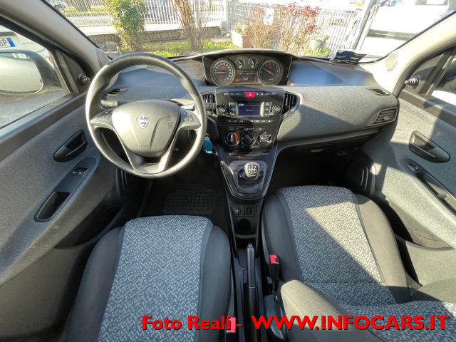 LANCIA Ypsilon usata, con Touch screen