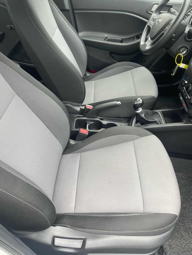 HYUNDAI i20 usata, con Cruise Control