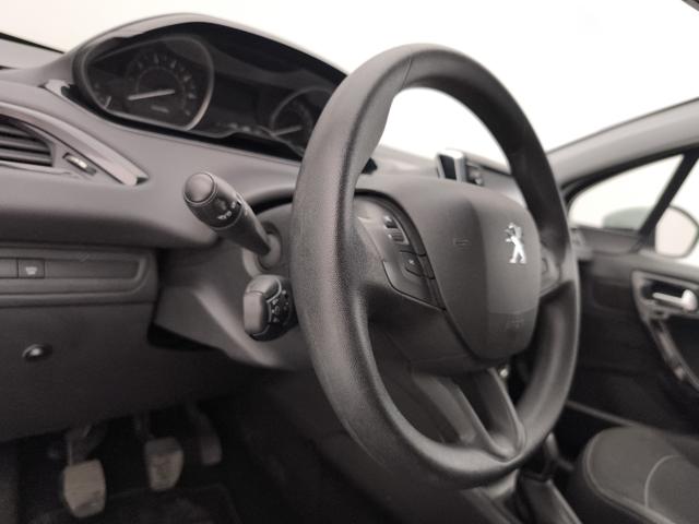 PEUGEOT 208 usata 37