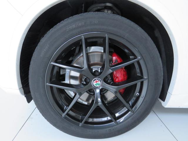 ALFA ROMEO Stelvio usata, con Fari Xenon