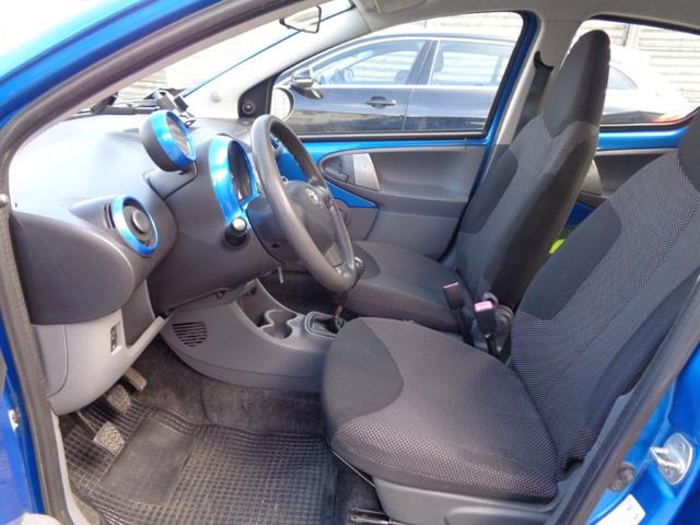 TOYOTA Aygo usata, con Alzacristalli elettrici