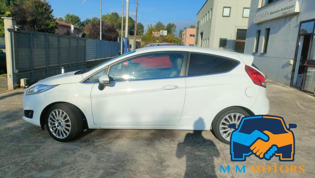 FORD Fiesta usata, con Airbag