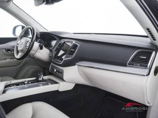 VOLVO XC90 usata 11