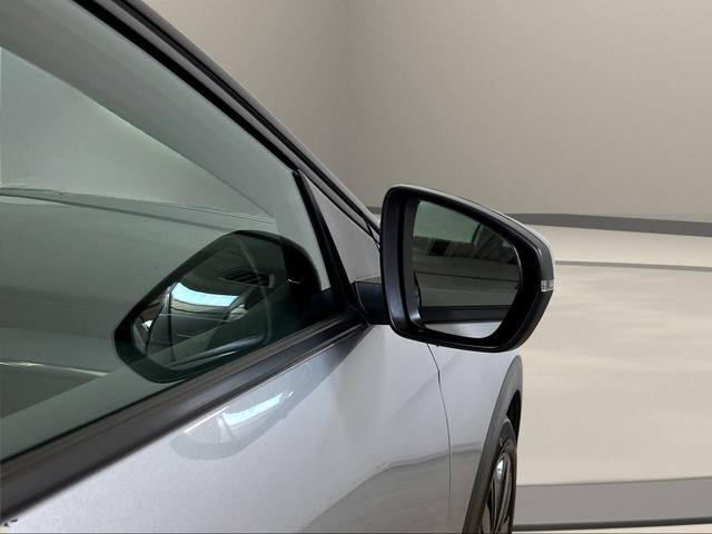 PEUGEOT 3008 usata, con Sensori di parcheggio posteriori