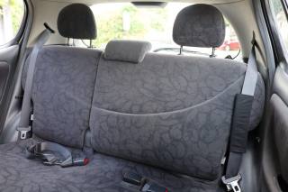 TOYOTA Yaris usata 38