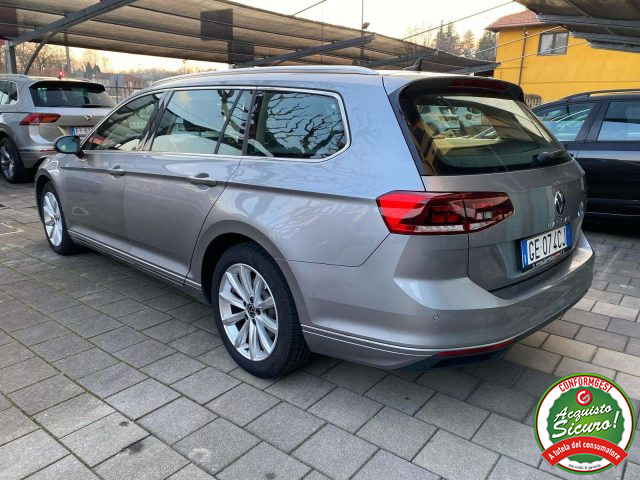 VOLKSWAGEN Passat Variant usata, con Airbag laterali