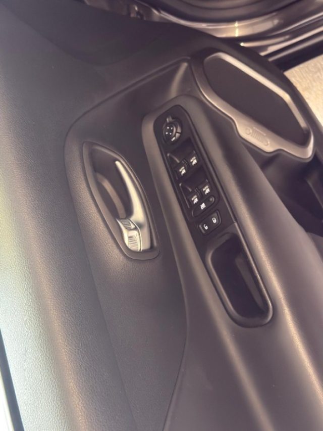 JEEP Renegade usata, con Frenata d