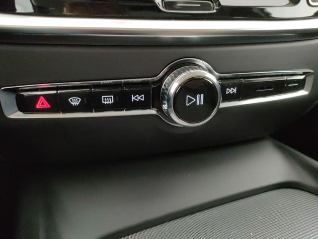 VOLVO V60 usata, con Touch screen