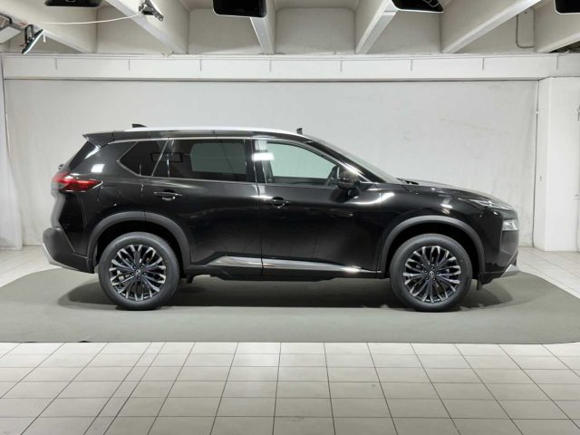 NISSAN X-Trail usata, con Autoradio