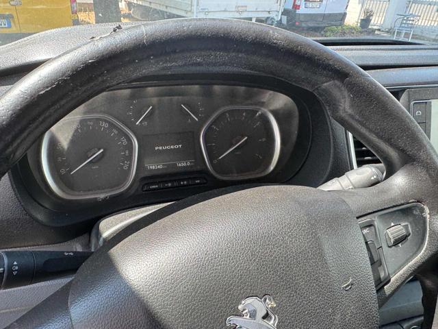 PEUGEOT Expert usata, con Boardcomputer