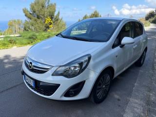 OPEL Corsa usata, con Airbag