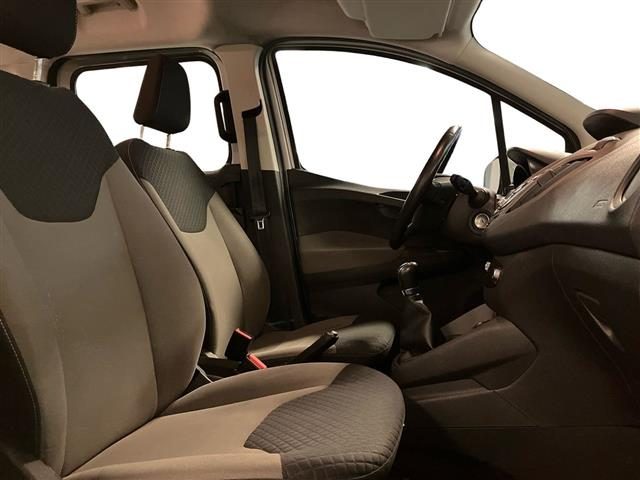 FORD Tourneo Courier usata 11