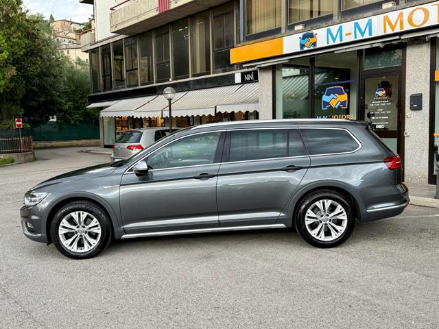 VOLKSWAGEN Passat usata, con Airbag Passeggero