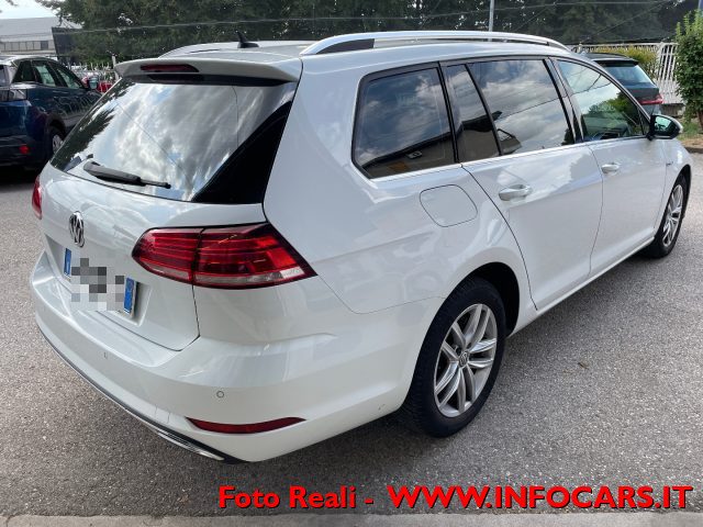 VOLKSWAGEN Golf Variant usata, con Airbag