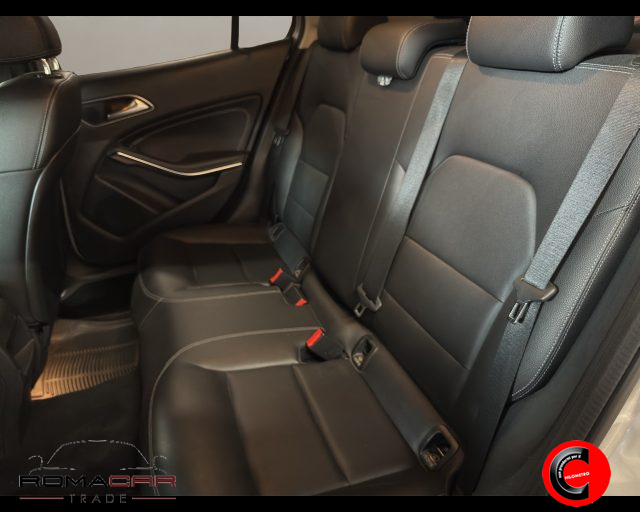 MERCEDES-BENZ GLA 180 usata, con Sensore di pioggia