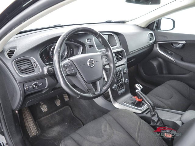 VOLVO V40 usata 7