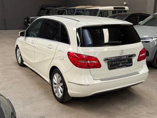 MERCEDES-BENZ B 180 usata, con Alzacristalli elettrici