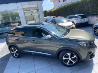 PEUGEOT 3008 usata, con Airbag laterali