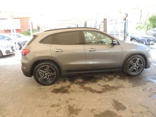 MERCEDES-BENZ GLA 200 usata, con Climatizzatore