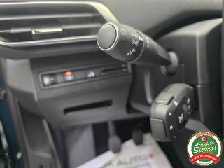 PEUGEOT 3008 usata, con Sistema di navigazione