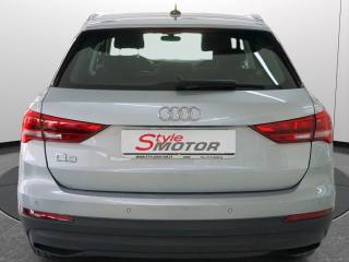 AUDI Q3 usata, con Sensori di parcheggio anteriori