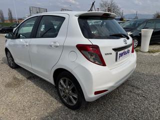 TOYOTA Yaris usata, con Alzacristalli elettrici