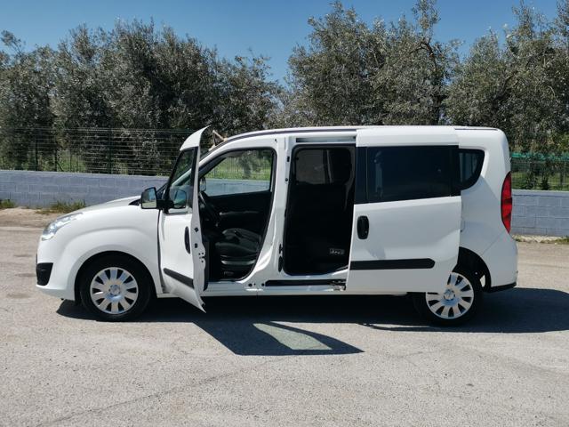 OPEL Combo usata, con Airbag
