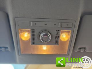 VOLKSWAGEN up! usata 24