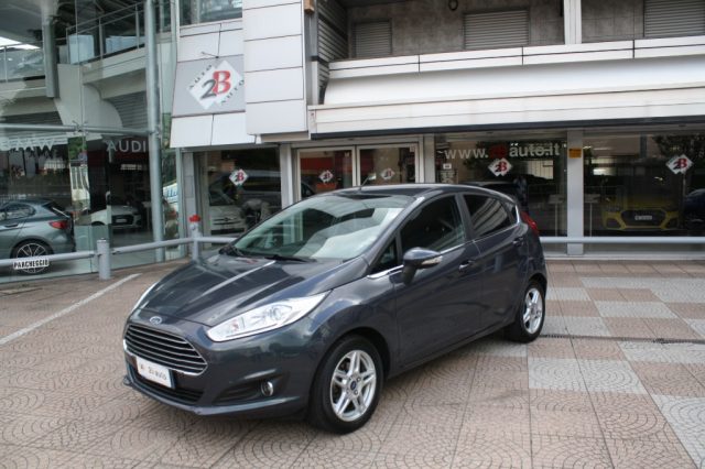 FORD Fiesta usata, con ABS